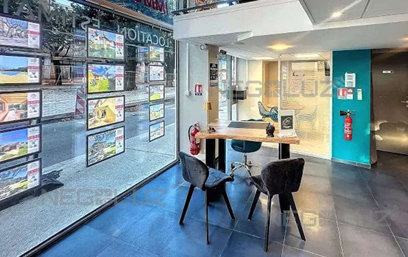 vitrine agence immobiliere